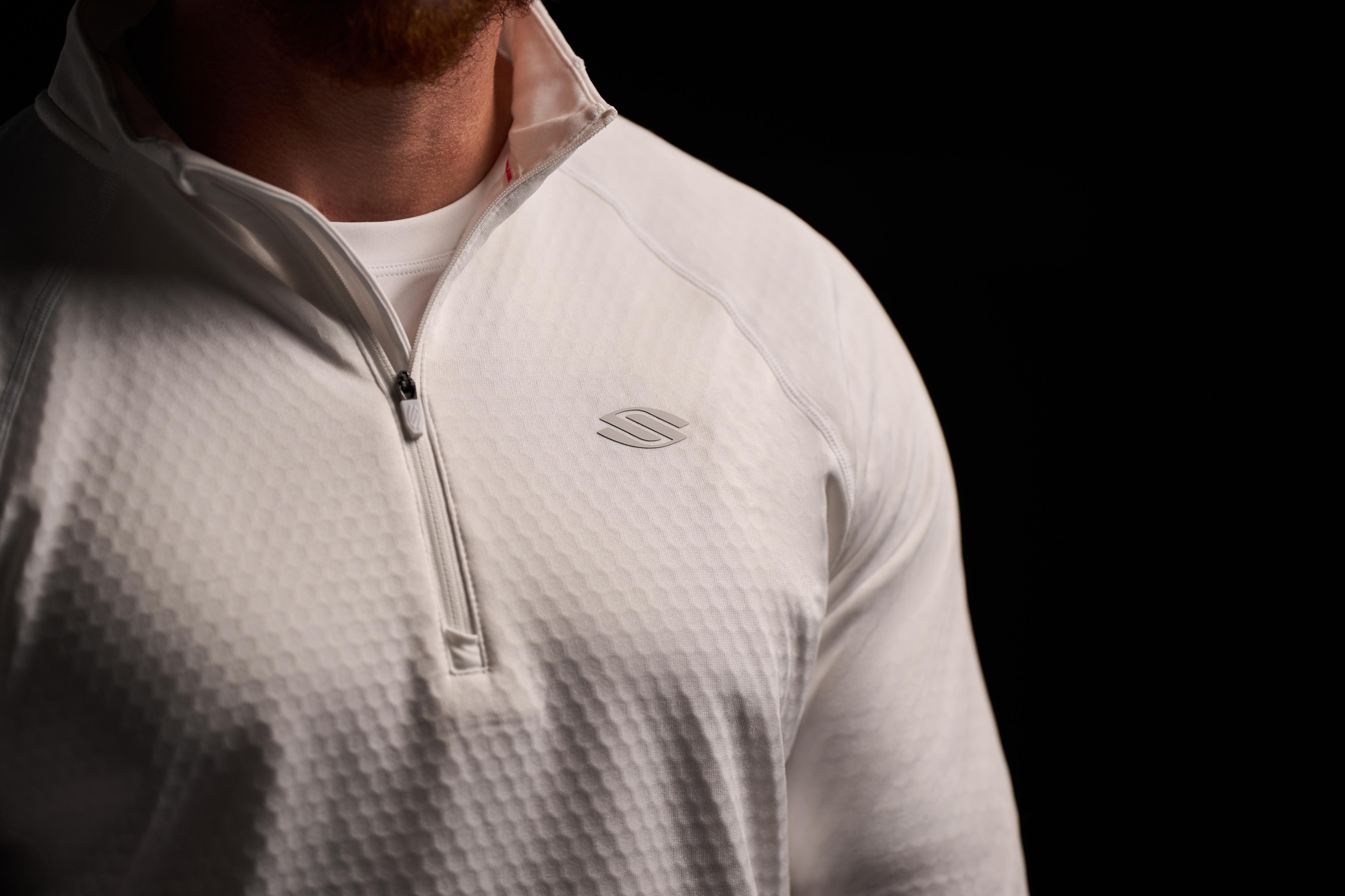 Men's Pro Line 1/4 Zip Pullover in white with honeycomb texture
