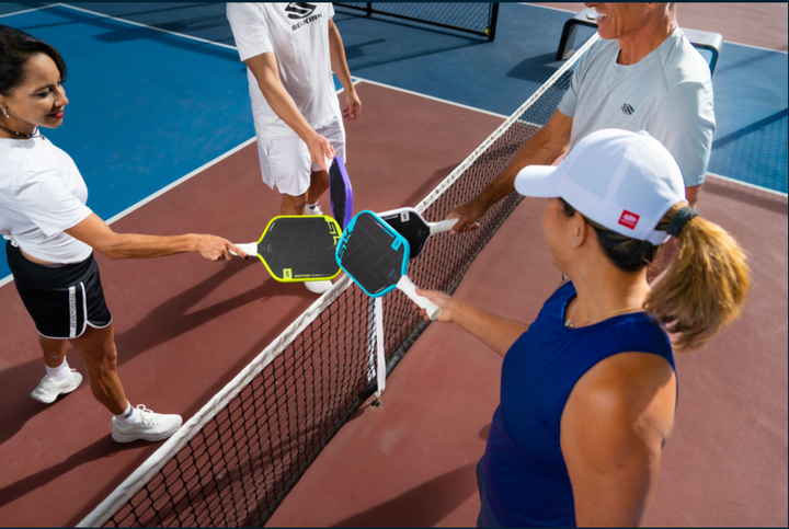 What is ladder play in pickleball?