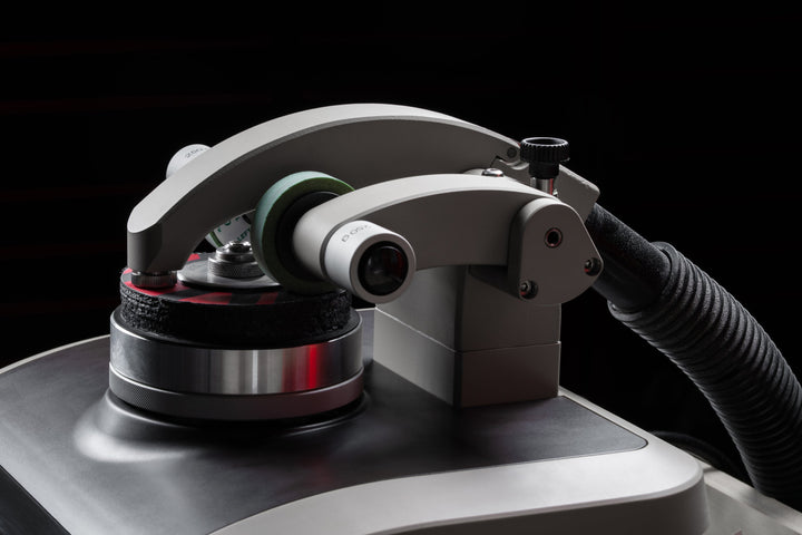 Inside the Selkirk Lab: How a taber abrasion tester improves paddle face durability